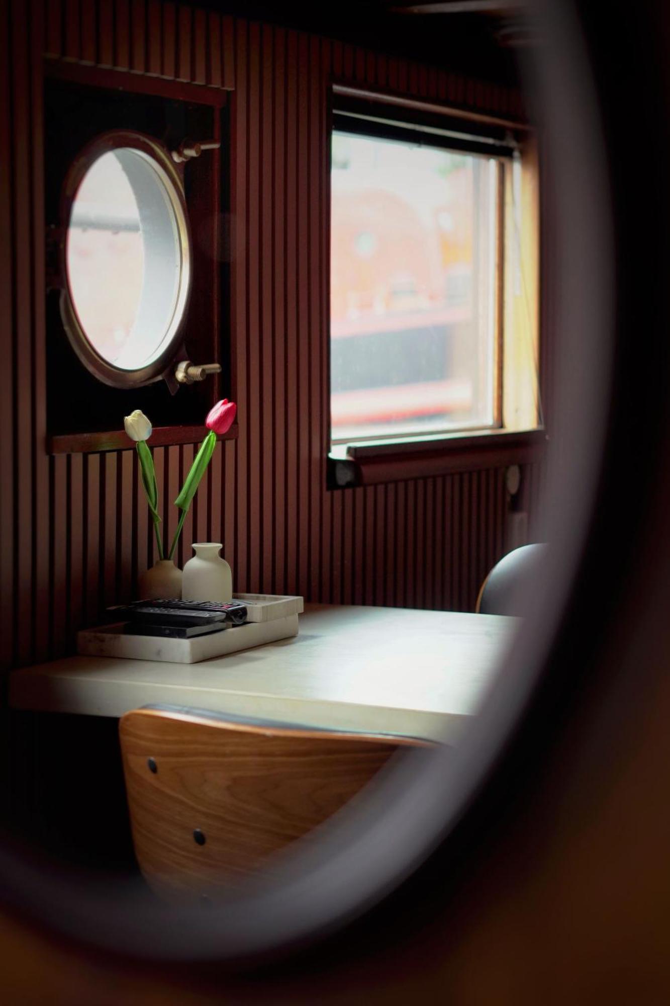 Houseboat-Amsterdam-Classic Экстерьер фото